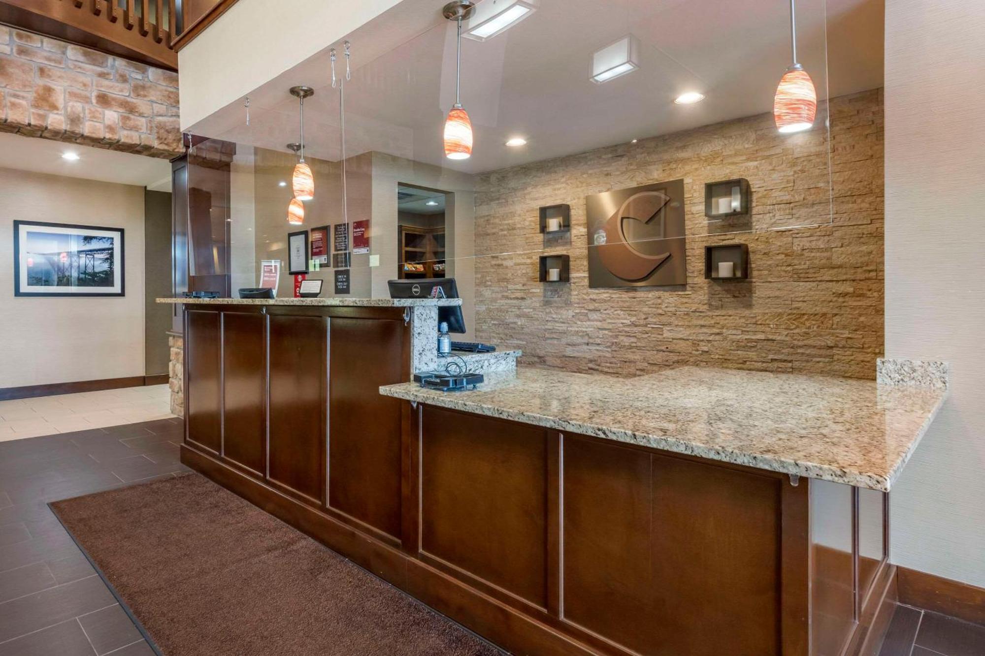 Comfort Suites Bridgeport - Clarksburg Dış mekan fotoğraf